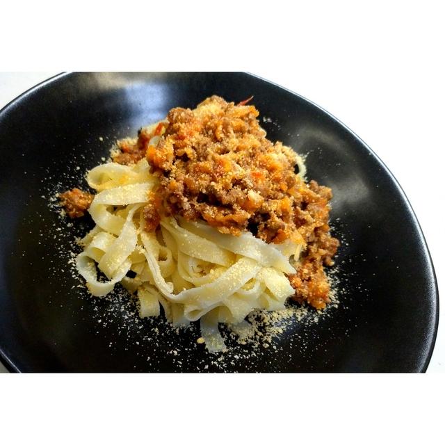 もっちもちの生麺（フェットチーネ）とボロネーゼソースが美味しい！！絶品★生パスタのボロネーゼ★