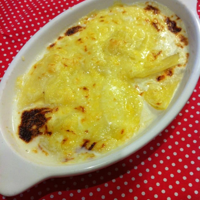ポテトのミルク煮チーズ焼き。