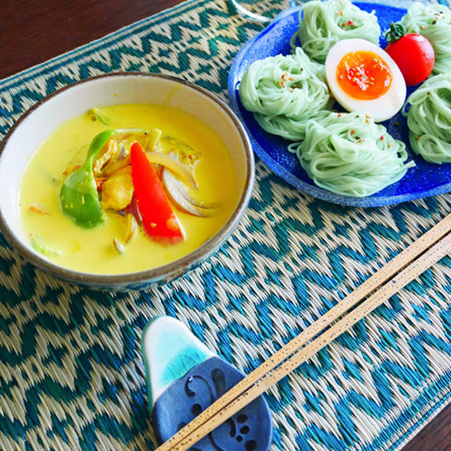 ターメリック鮮やかな、豆乳つけ素麺♪