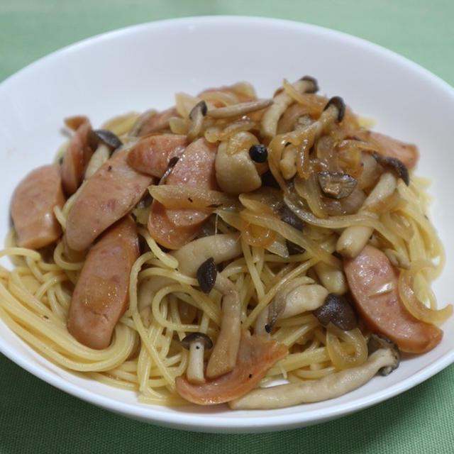 焦がしにんにく香るしめじの和風パスタ