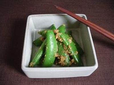 スナップエンドウの胡麻和え♪