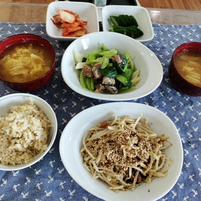 ゴルフクラブのグリップ交換と蟻退治キット ～ イワシ缶の野菜炒め