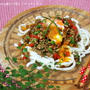 全国のうどん屋に広まってしまうかも!?麺つゆが香る♪野菜たっぷりドライカレーうどん