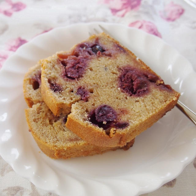 ミックスベリーのしっとりケーキ