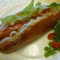 ホットドック　タバスコオニオンピクルス