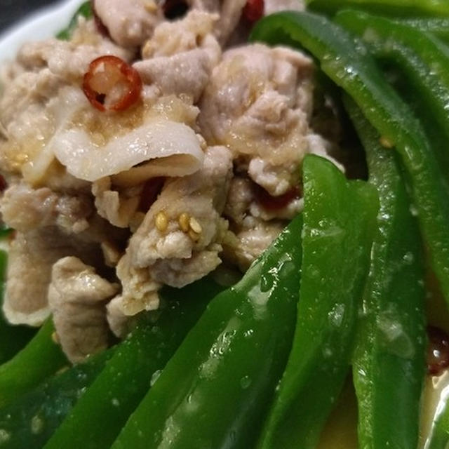 もう一品欲しくて作りました！！ピリ辛で美味しい♪冷しゃぶ無限ピーマン★