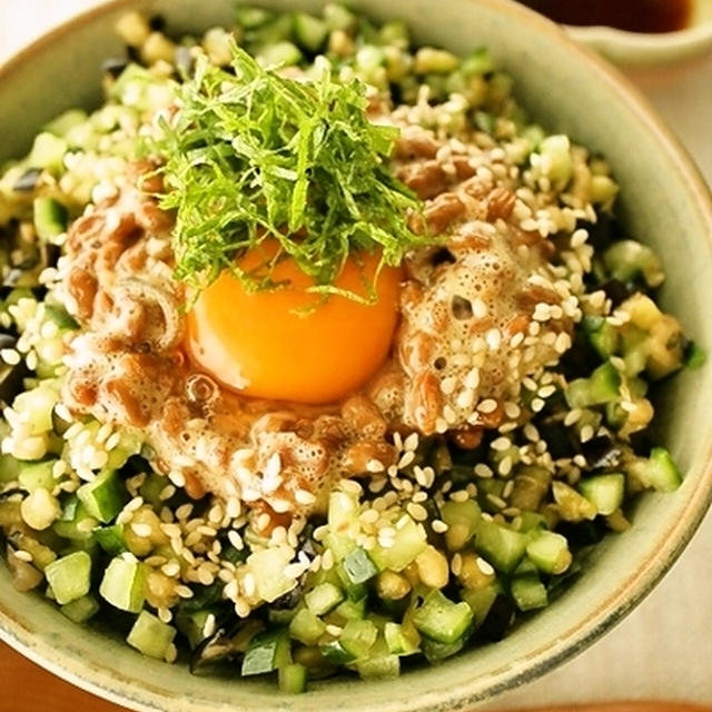 夏野菜たっぷり納豆ごはん By 菊入なかよさん レシピブログ 料理ブログのレシピ満載