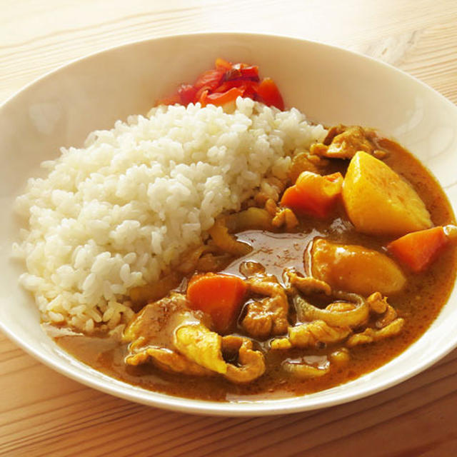 黄色い昭和カレー