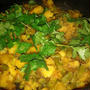 インドのポテトとインゲン豆のカレー