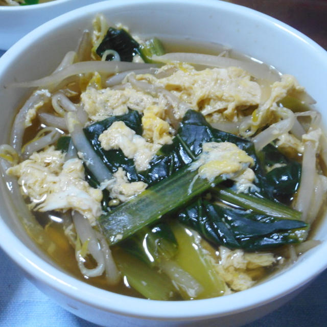 小松菜ともやしの卵スープ
