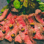 滑らかな牛肉のカルパッチョ