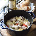 おうちバル気分♪鶏肉とジャガイモのオリーブ煮込み＊樽熟ボルドーワインのマリアージュ