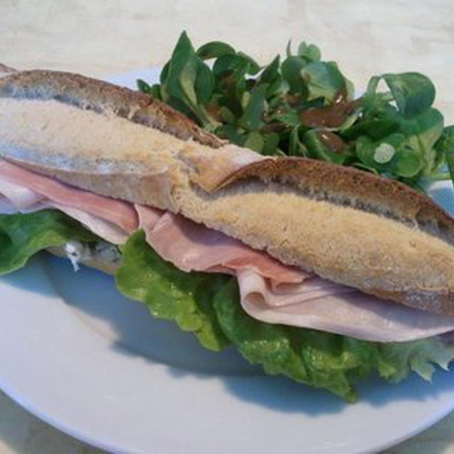 フランスパンで おしゃれサンドイッチ By Ricacuoreさん レシピブログ 料理ブログのレシピ満載