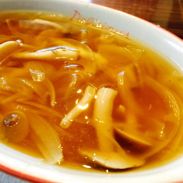 シメジ・玉ねぎたっぷり生姜スープ