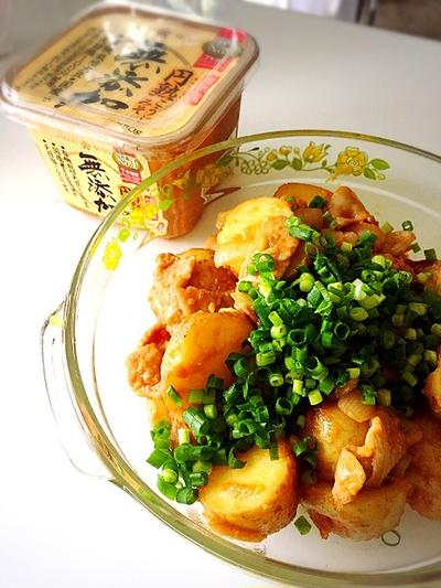 新じゃがと豚肉の味噌絡め