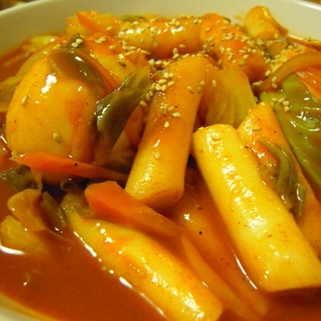 韓国屋台料理の定番 韓国の屋台よりもおいしいトッポキの作り方 トッポキのレシピ By ヨンジョンさん レシピブログ 料理ブログのレシピ満載
