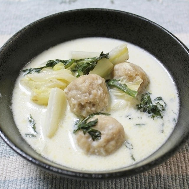 白菜と鶏団子のミルクスープ　調理時間15～30分