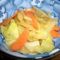 レシピブログ　ハウス食品さんのパラっと旨炒めペースト　鶏ガラ塩コショウ味で野菜炒め
