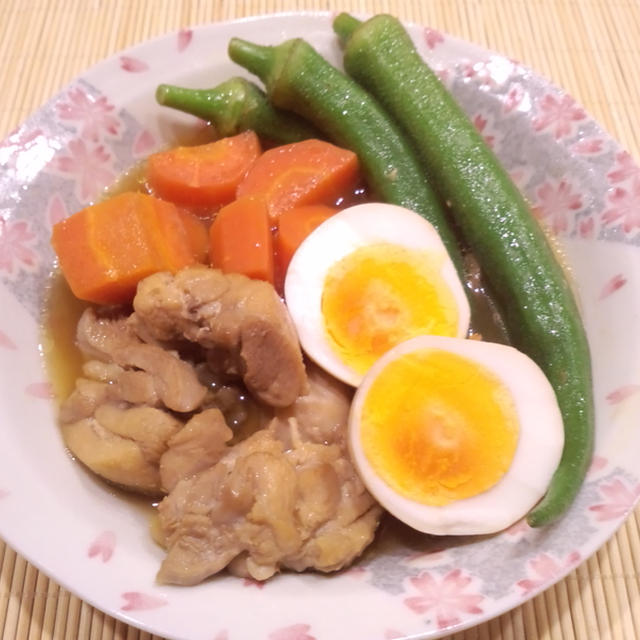 鶏肉とにんじんとオクラのお酢煮