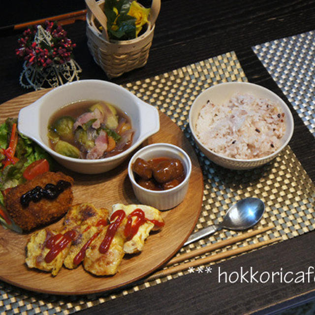 （夕飯）　チキンピカタと芽キャベツの野菜スープ