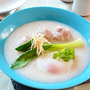 タイの定番朝食　とろとろのお粥＜ジョーク＞♪