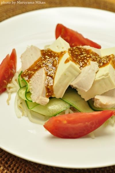 【レンジで簡単！節約☆】鶏胸肉と豆腐ともやしのピリピリゴマ味噌ダレ