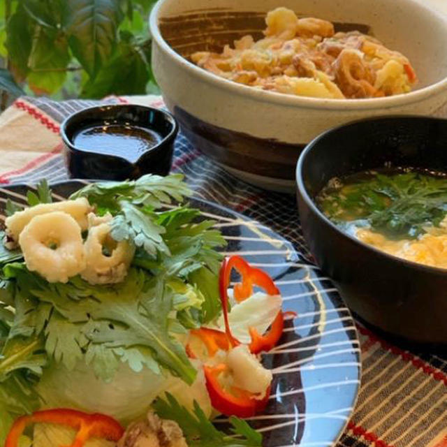 手作りドレッシングで「福島県産」しゅんぎくたっぷりサラダとかき揚げ丼で夕食～おやつは栗の茶巾絞り