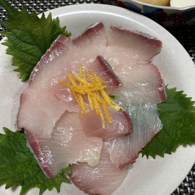 ぶり丼など和食の日でした！