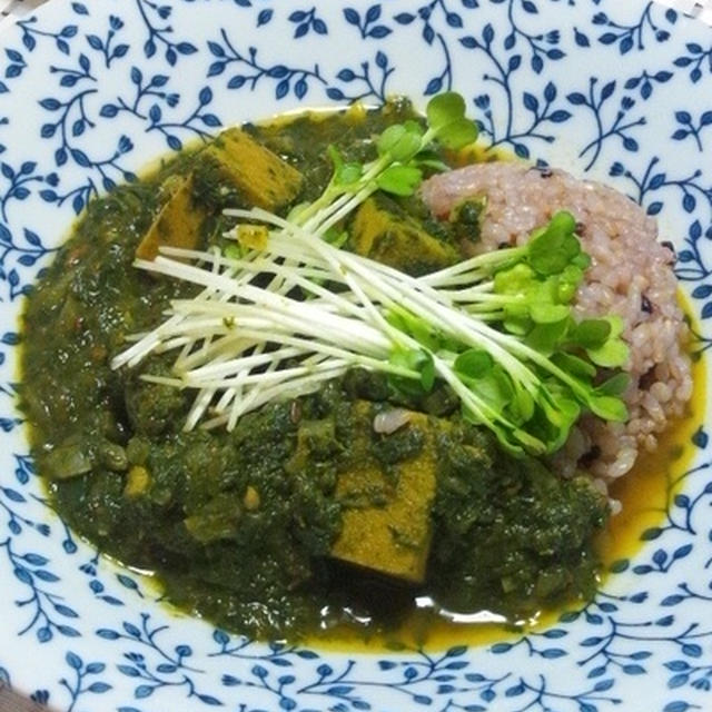 ほうれん草と高野豆腐のカレー