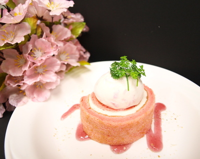 手作り桜アイス〜からの桜ロールケーキ