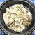 炭火で作る『鶏胸肉とニンニクとしめじ』のタジン蒸し