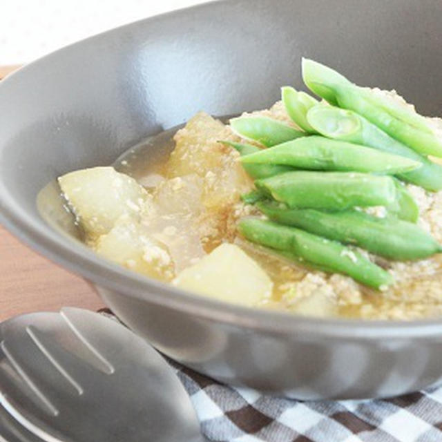 とろーり美味しい！冬瓜と鶏ひき肉の煮物