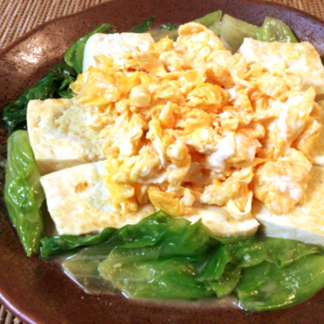 じんわり旨い。レタス豆腐の味噌バター煮込みチャンプル（糖質7.4g）