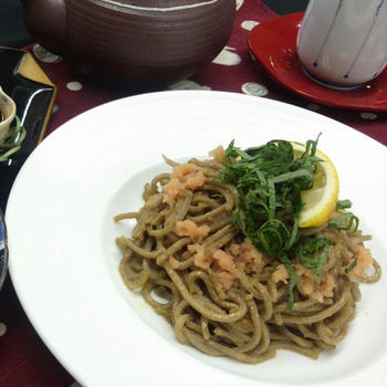 蕎麦で和風たらこパスタ風