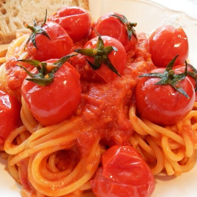 ごろごろトマトのスパゲッティ・アッラ・スカルパリエッロ