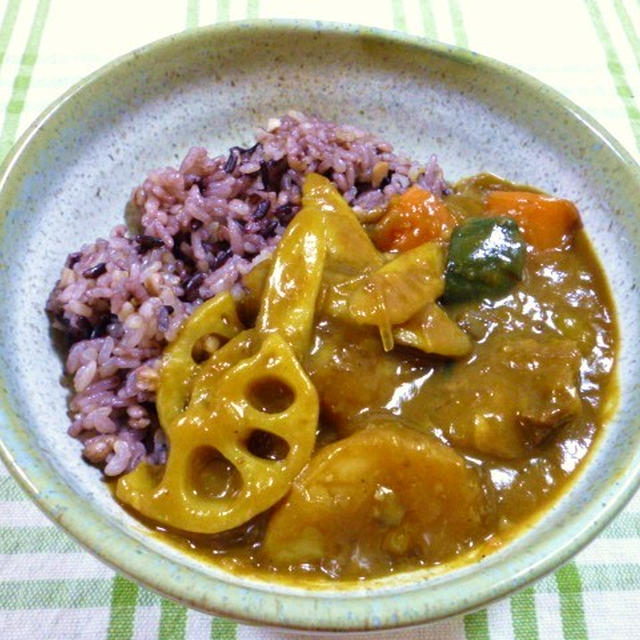 今週の仕込みっ♪　その弐 　絶品牛すじカレーと失敗チャプチェ(笑)