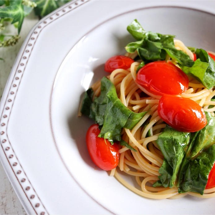ピリッと大人の味わい ルッコラの人気レシピ選 保存方法 Macaroni