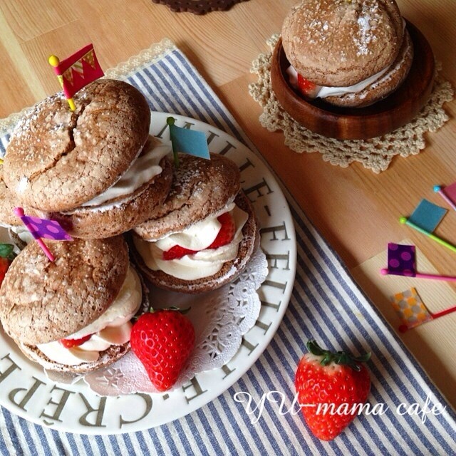 ティラミス苺ブッセ ＆ 生クリームブッセ 。〜美味しいお菓子♡〜バレンタインにも