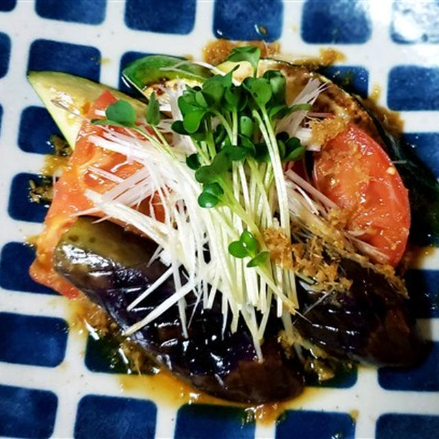 なす トマト ズッキーニ温野菜のサッパリサラダ By Vegegerさん レシピブログ 料理ブログのレシピ満載