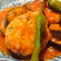 鶏つくねのトマトジュース煮。