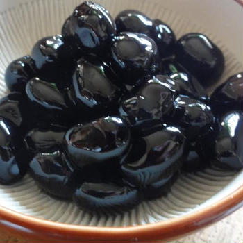 つやつや黒豆煮