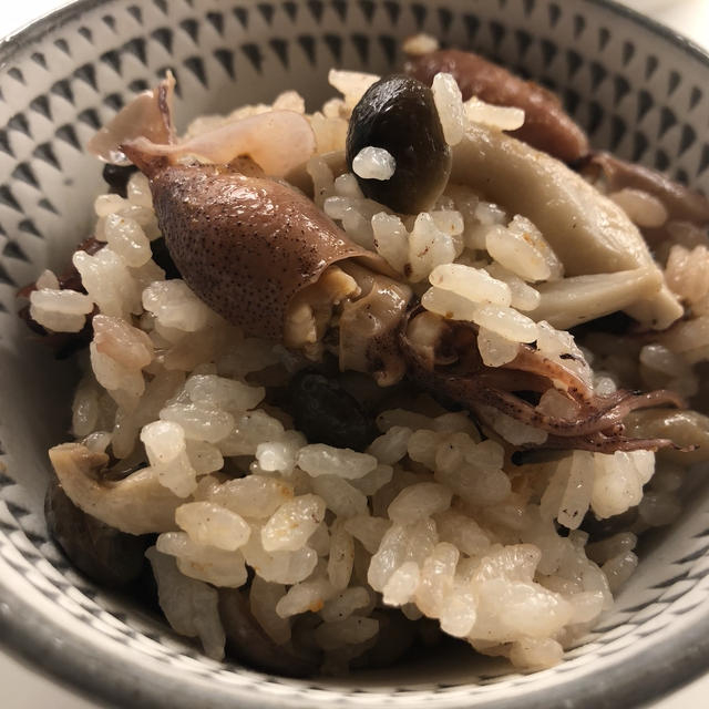 ホタルイカとしめじの炊き込みご飯 By Yさん レシピブログ 料理ブログのレシピ満載