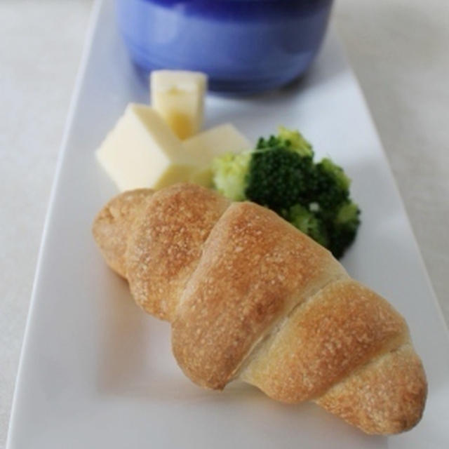 ハードロールとチーズまるごとスープ