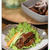 牛肉の甘みそ炒め　サラダ菜包み