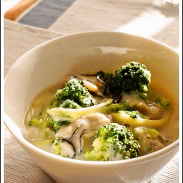 牡蠣とブロッコリーのスープスパ