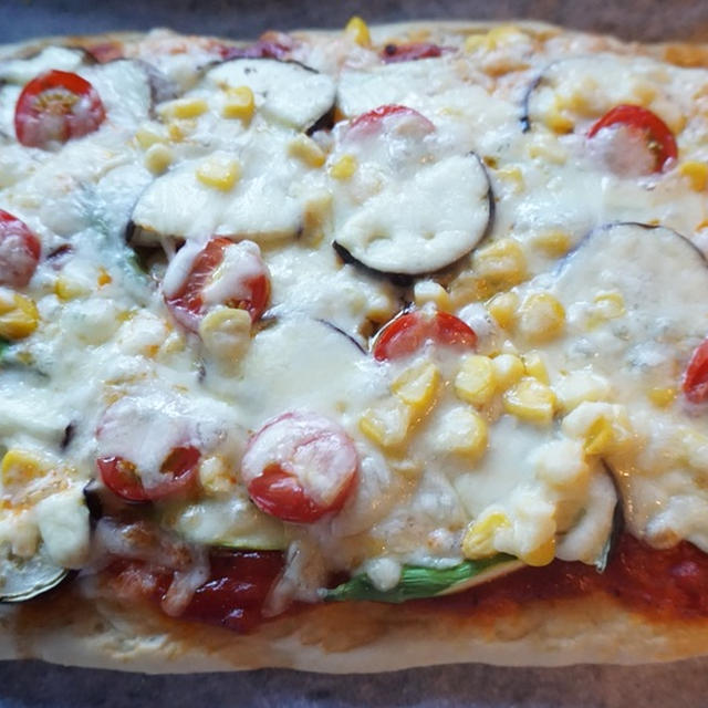 市販のミートソース缶を使って簡単手作りおうちピザ By もぐたもぐおさん レシピブログ 料理ブログのレシピ満載
