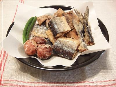 秋刀魚と梅干しの竜田揚げ