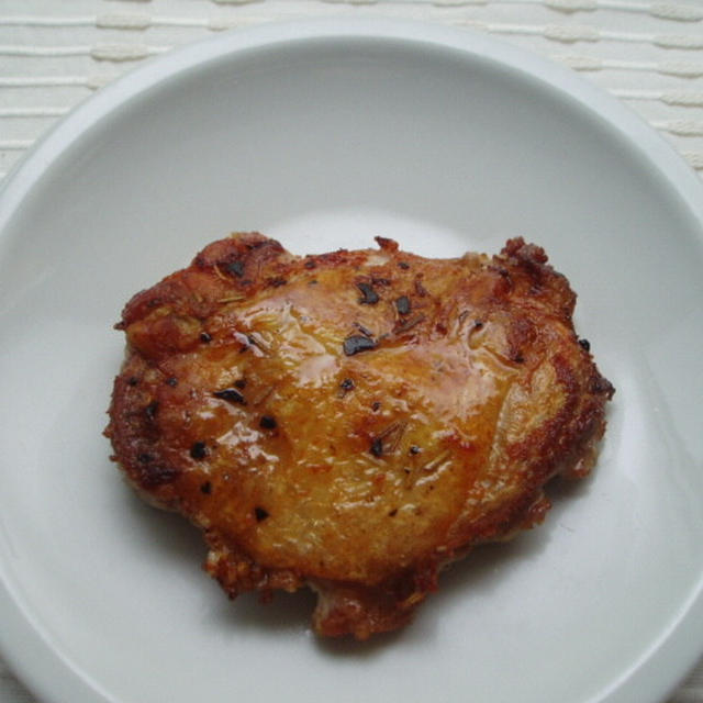 鶏肉のこんがり焼き【Fried Chicken】
