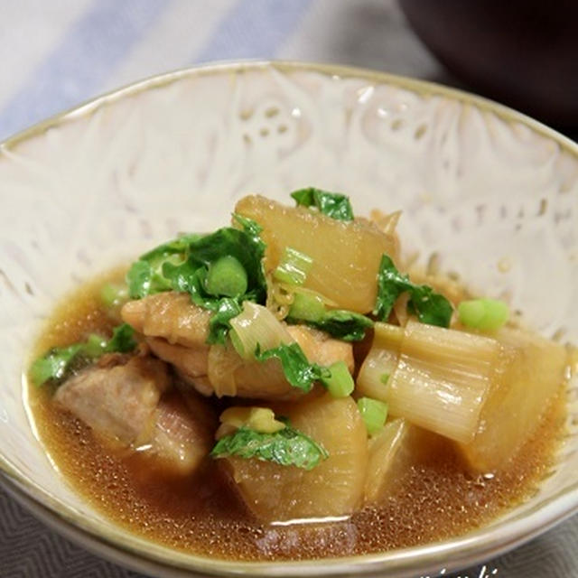 味しみ～♪鶏肉と大根と香味野菜の炒め煮。焼き魚のプレート。