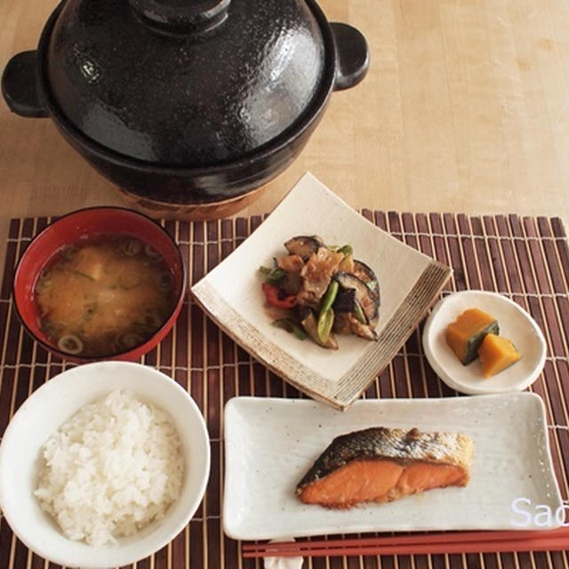 秋のお献立｜食欲の秋にぴったり♪なすと万願寺唐辛子の旨味噌炒め